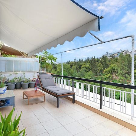 Central Pagrati Apartment With Park View Balcony - Opp Pangrati Grove Athen Exterior foto