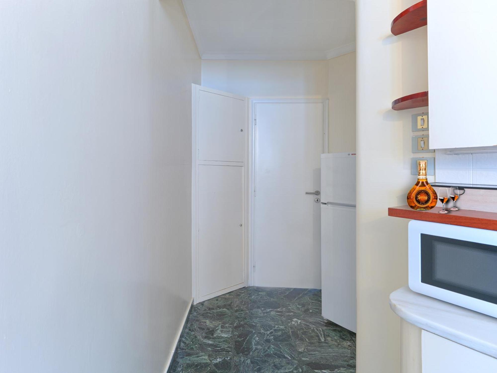 Central Pagrati Apartment With Park View Balcony - Opp Pangrati Grove Athen Exterior foto