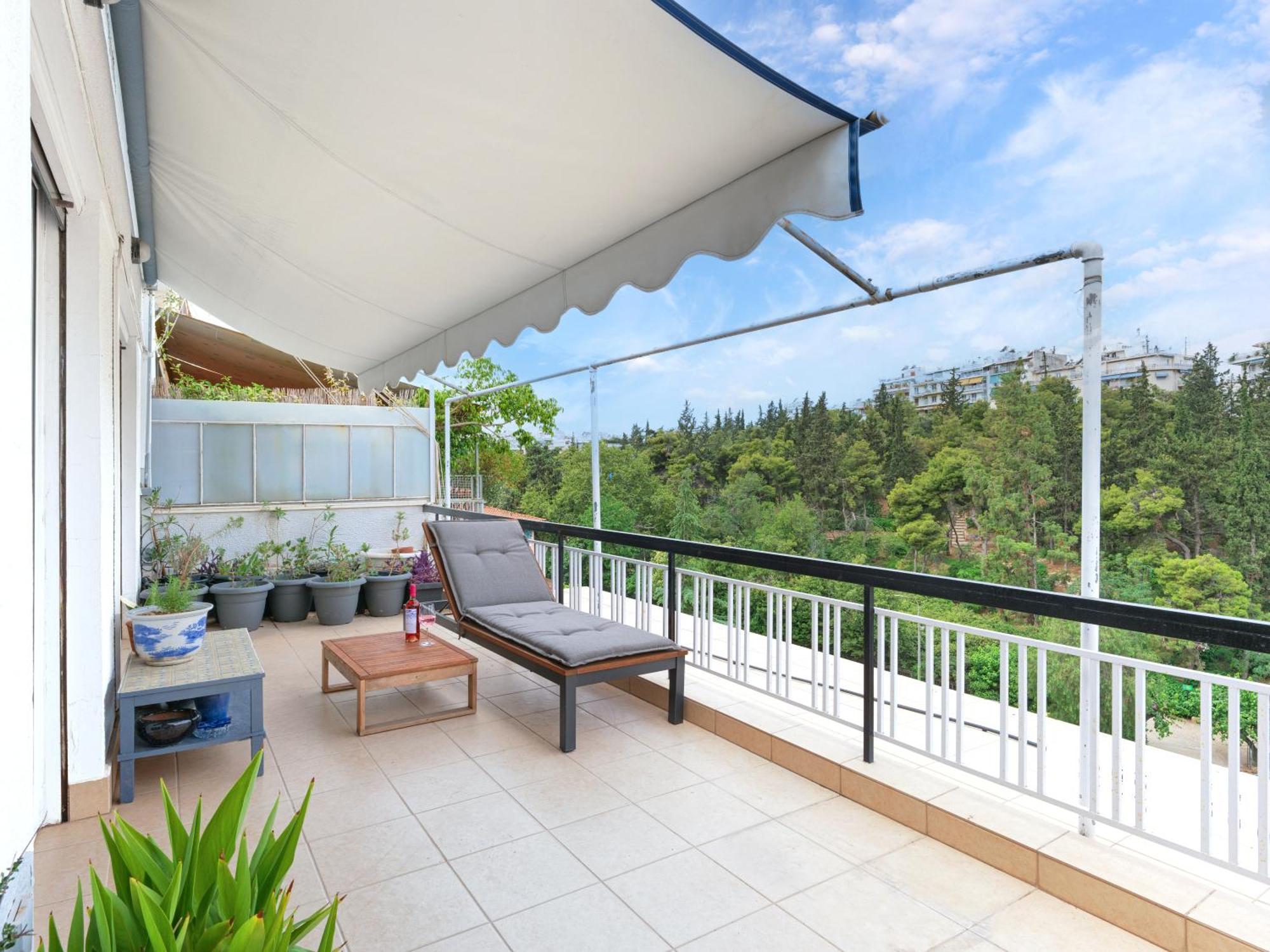 Central Pagrati Apartment With Park View Balcony - Opp Pangrati Grove Athen Exterior foto